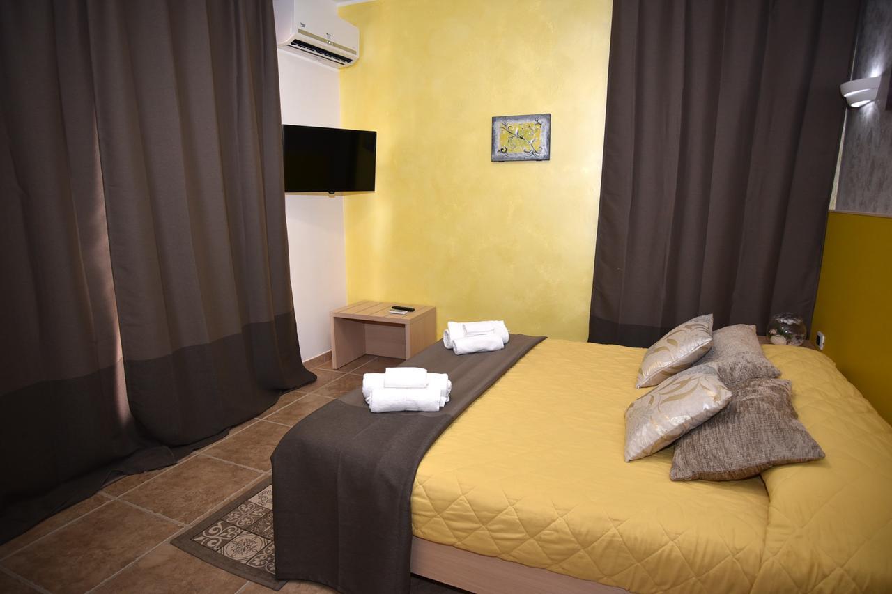 Villa Marzia Porto Cesareo Exterior photo