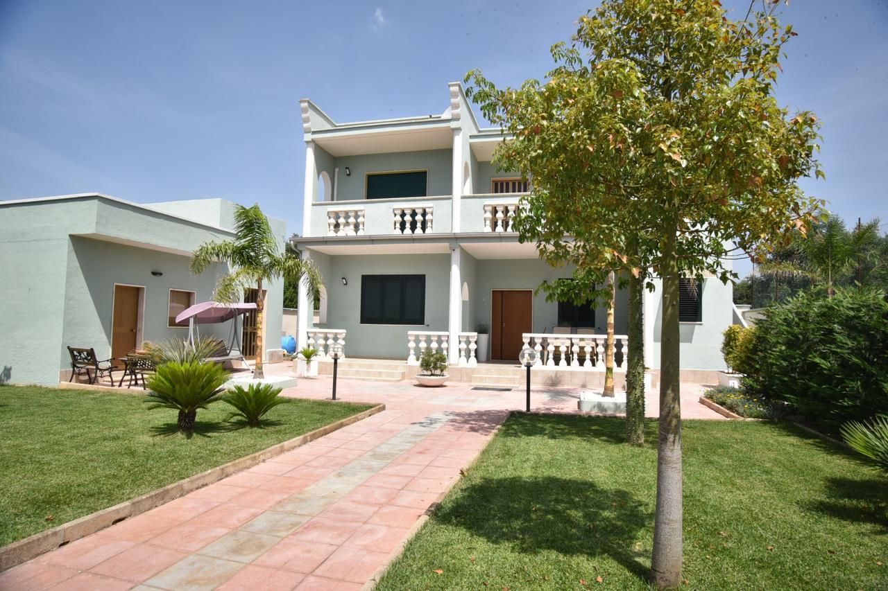 Villa Marzia Porto Cesareo Exterior photo